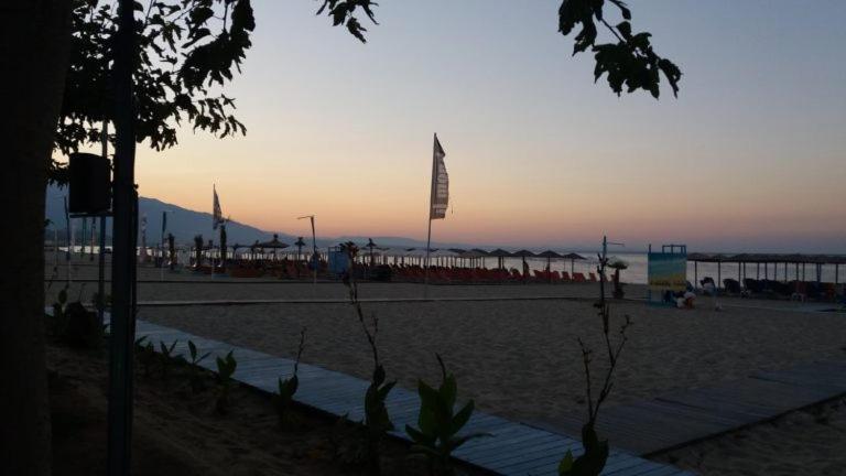 Iris 2 Villa Paralia Katerinis Bagian luar foto
